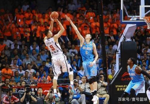 重要比赛中 重要比赛中